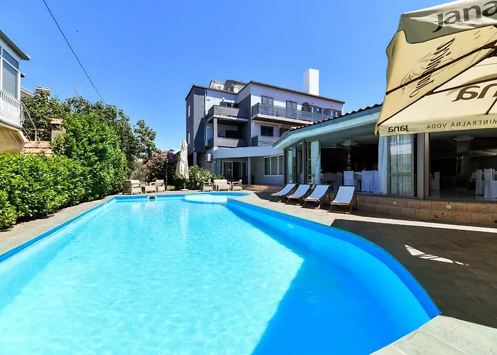 Levant Residence
