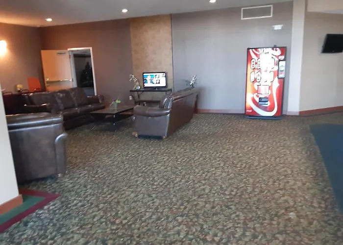 Vegas Minot Hotel