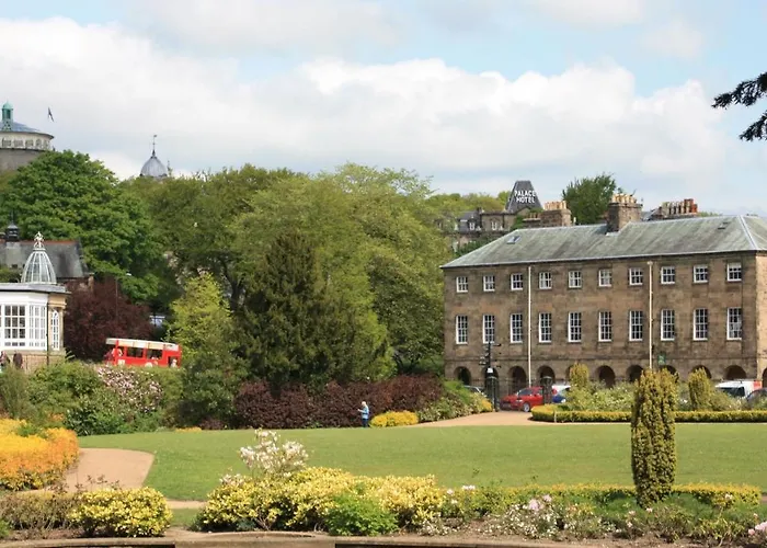 Buxton (Derbyshire) Cheap Hotels
