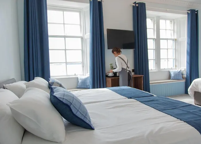 Dunfermline Cheap Hotels