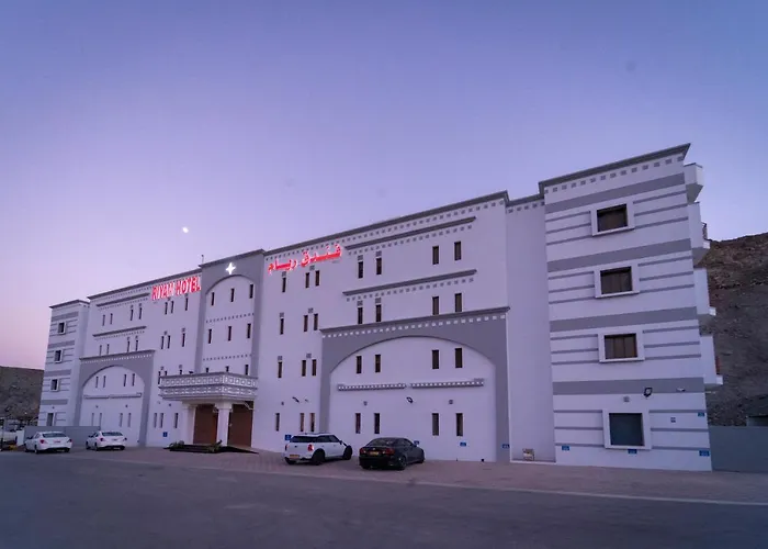 Riyam Hotel