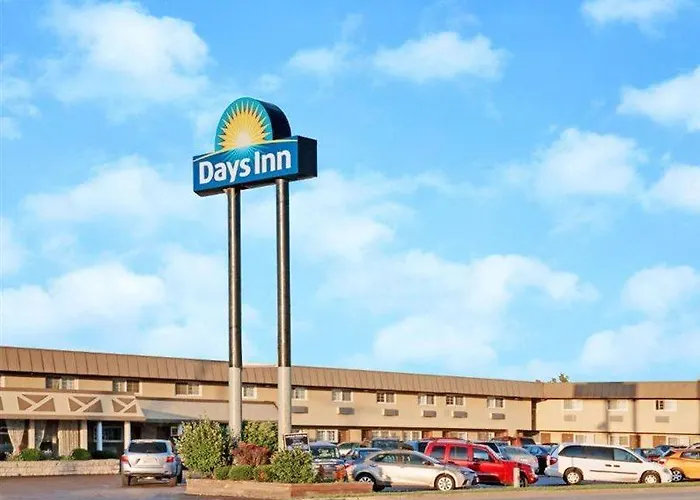 Days Inn By Wyndham Elk Grove Village O'Hare Airport West