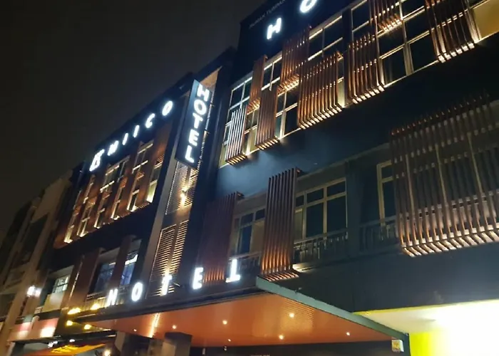 Miico Hotel @ Mount Austin