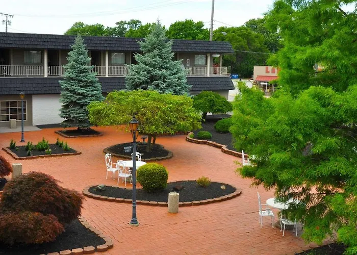 Magnuson Hotel East Sandusky