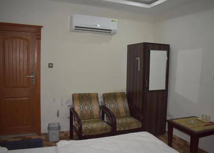 Hotel Kashmir Inn