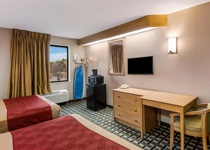 Sleep Inn & Suites Peoria North