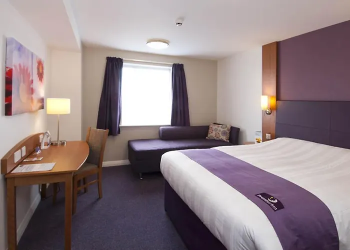 Premier Inn Glasgow Airport
