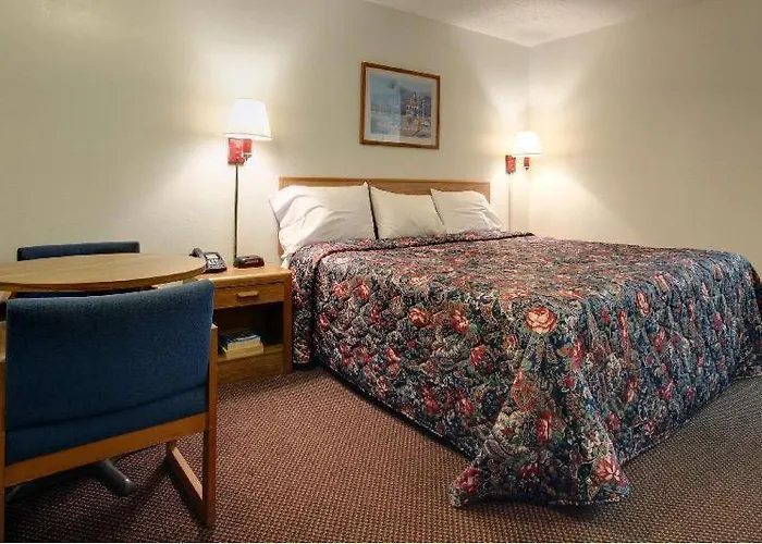 Country Side Inn