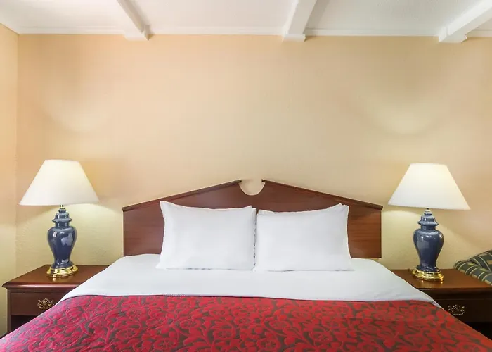The Inn At Plantation