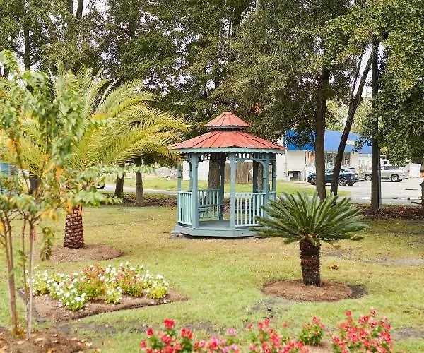 Carole Motel