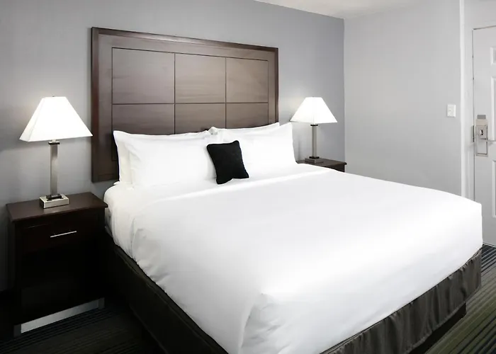 Red Lion Inn & Suites Tucson Downtown