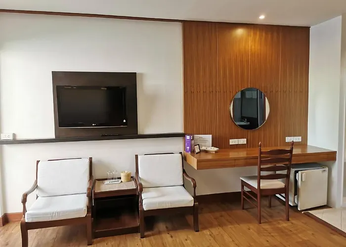 Baanbusarin Hotel