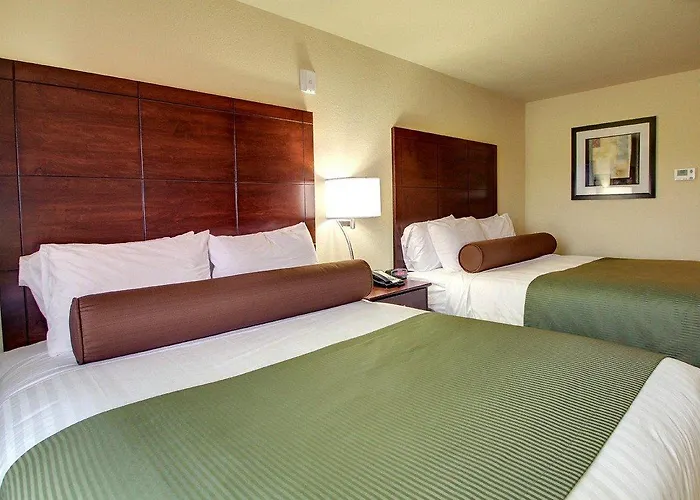 Americinn By Wyndham Oshkosh
