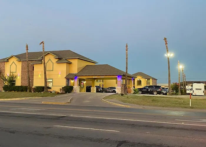 Country Hill Inn & Suite Eagle Pass