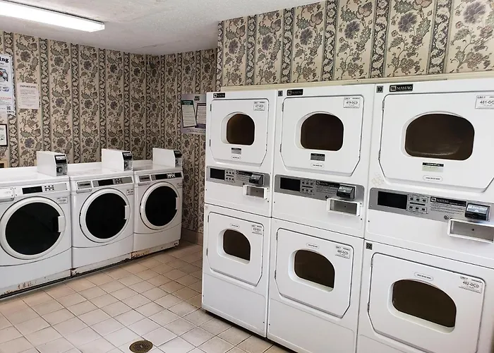 Intown Suites Extended Stay Macon Ga