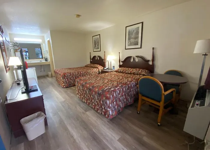 El Rancho Motel
