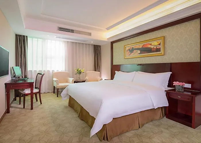 Vienna Hotel Shenzhen Baoan Qianjin Road