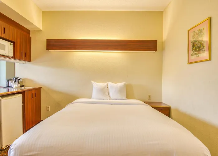 Trident Inn & Suites, Baton Rouge (Adults Only)