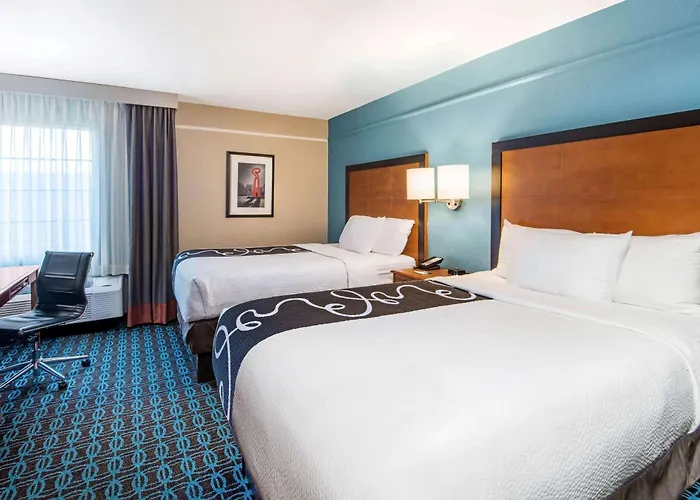 La Quinta Inn By Wyndham San Antonio Brooks City Base