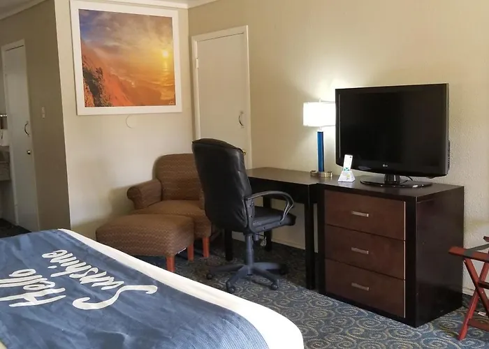 Days Inn & Suites By Wyndham Trinidad