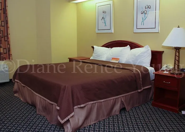 Howard Johnson Inn Ocean Springs
