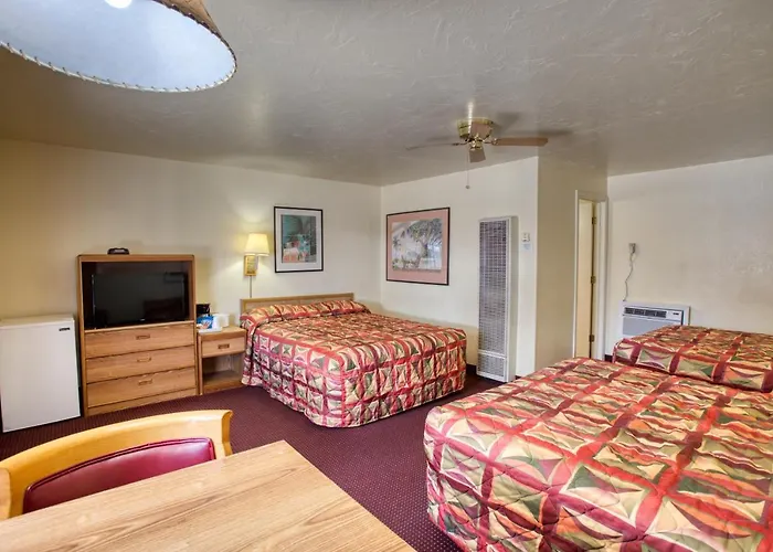Kiva Motel Mountain Retreat