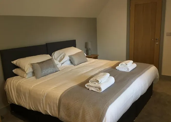 Hunters Lodge