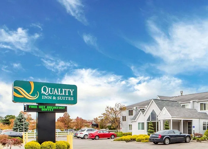 Quality Inn & Suites North-Polaris