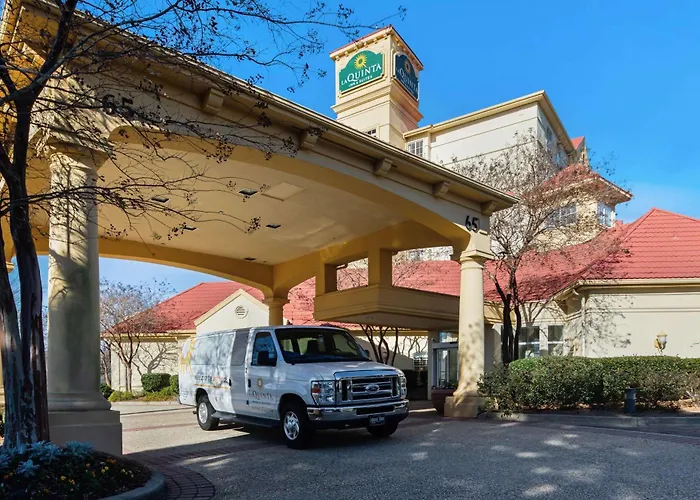 La Quinta By Wyndham Haywood Mall-Near Greenville Downtown