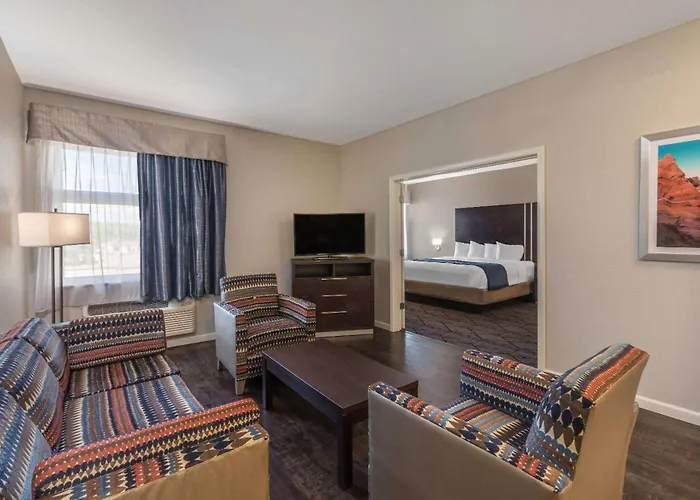 Baymont By Wyndham Albuquerque Airport