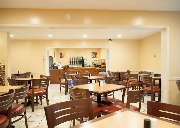 Best Western Village Inn