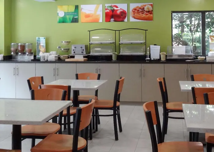 Quality Inn & Suites Raleigh North