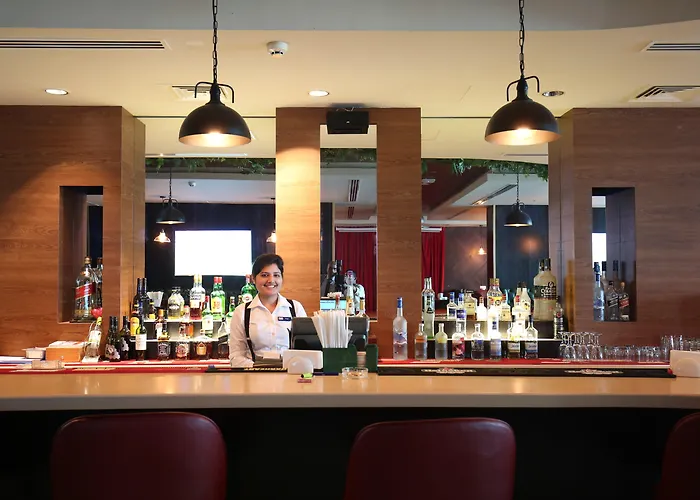 Holiday Inn Express Dubai Airport By Ihg