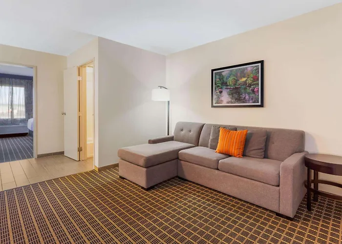 La Quinta By Wyndham Rockford