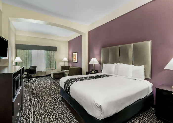 La Quinta By Wyndham Canton Ms