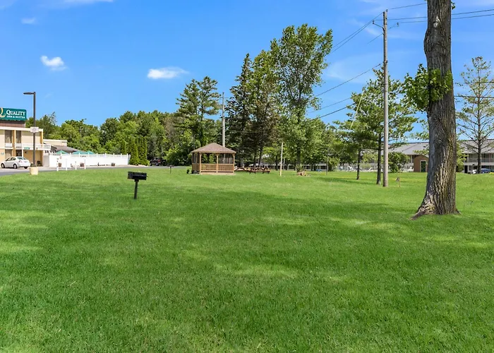 Quality Inn & Suites Plattsburgh