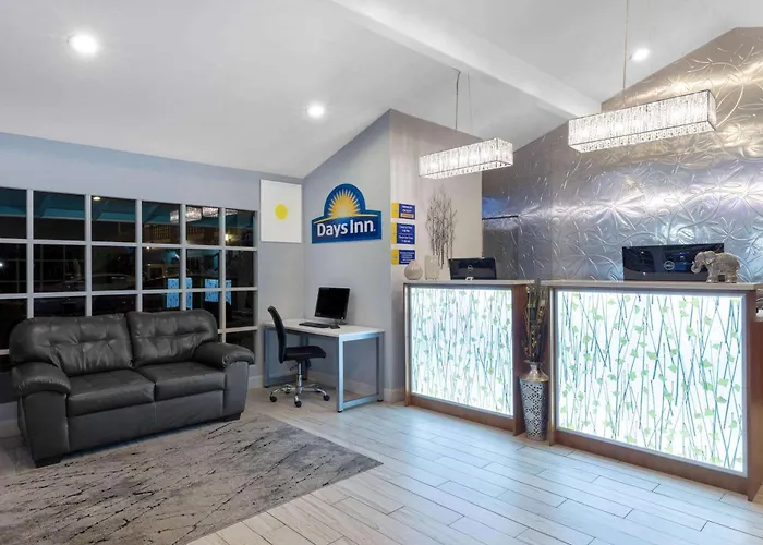 Rosewood Inn & Suites