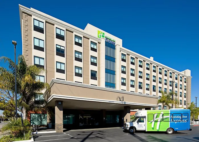 Holiday Inn Express Los Angeles Lax Airport By Ihg