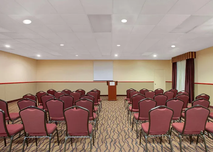Space Coast Hotel Titusville-Kennedy Space Center