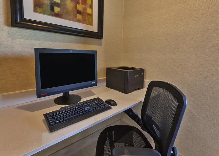 Country Inn & Suites By Radisson Benton Harbor-St Joseph Mi