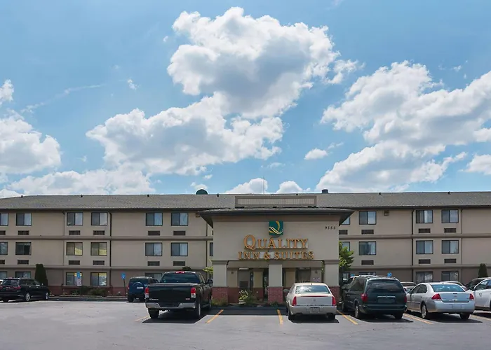 Quality Inn & Suites Detroit Metro Airport