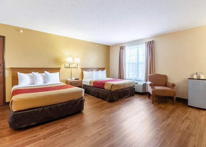 Econo Lodge Hadley Near University