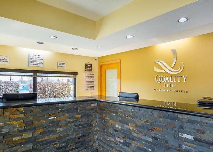 Quality Inn & Suites Greensburg I-74