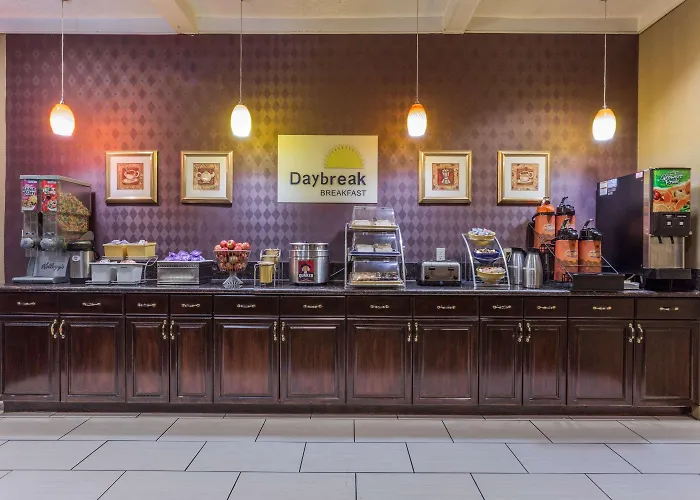 Days Inn By Wyndham Camp Springs Andrews Afb