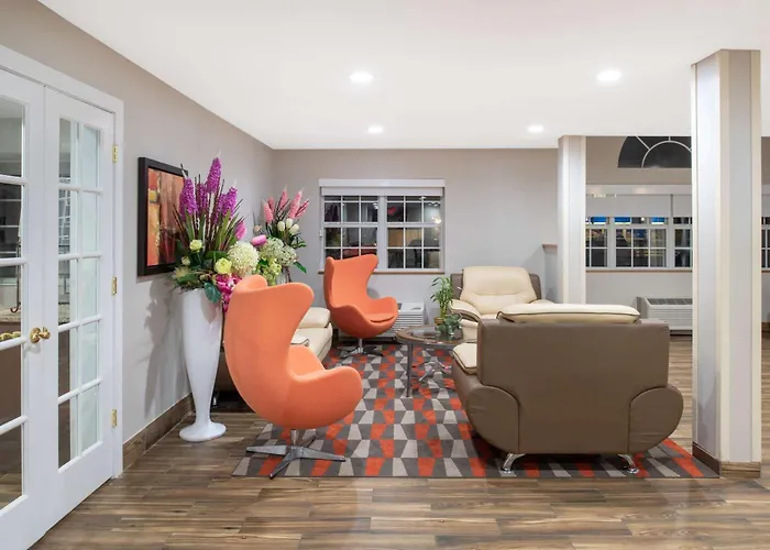 Microtel Inn & Suites By Wyndham Springfield