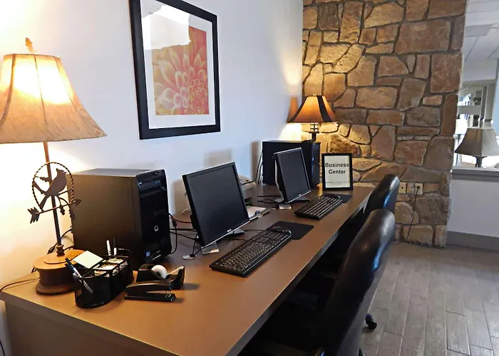 Holiday Inn Clarion