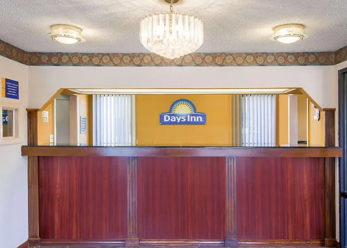 Days Inn By Wyndham Picayune