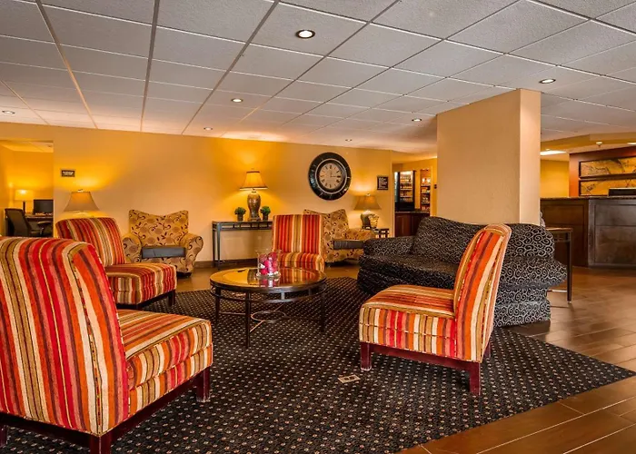Best Western Plus Parkway Hotel