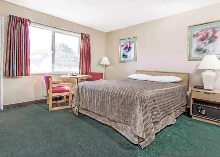 Travelodge By Wyndham La Grande