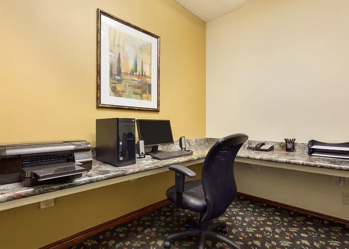 Country Inn & Suites By Radisson, Norman, Ok